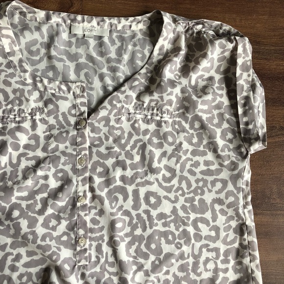 LOFT Tops - Silky cheetah print LOFT blouse
